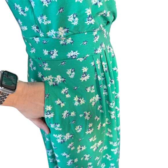 Lands’ End Fit & Flare Floral Dress Green White Size M Petite - Picture 4 of 11